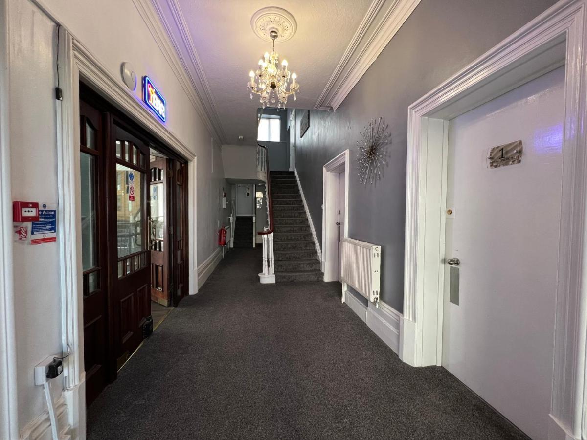 Capital One Hotel ボーンマス エクステリア 写真
